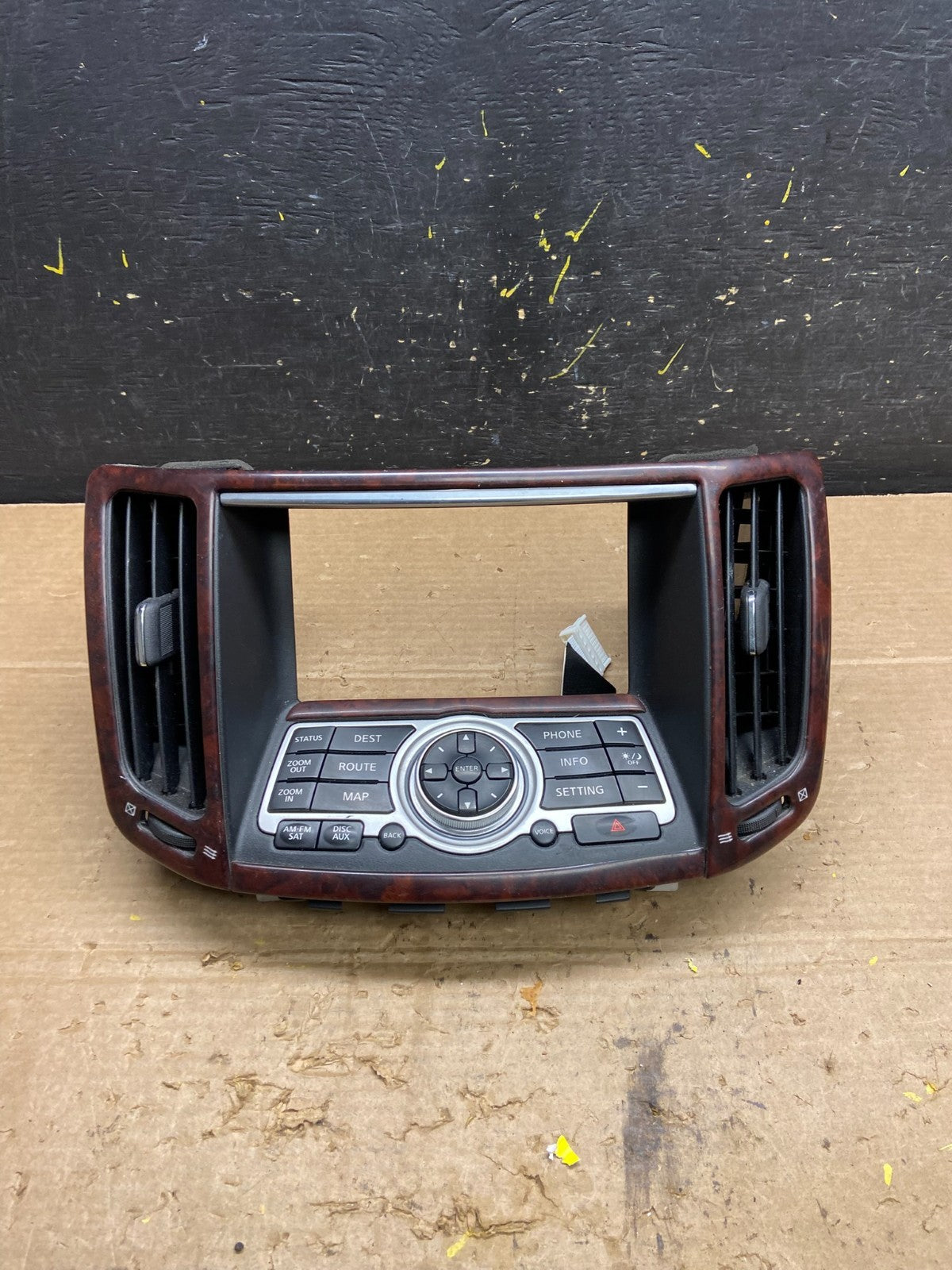 2008 - 2012 Infiniti G35 EX35 Radio Player Screen Panel Bezel w9801 DG0