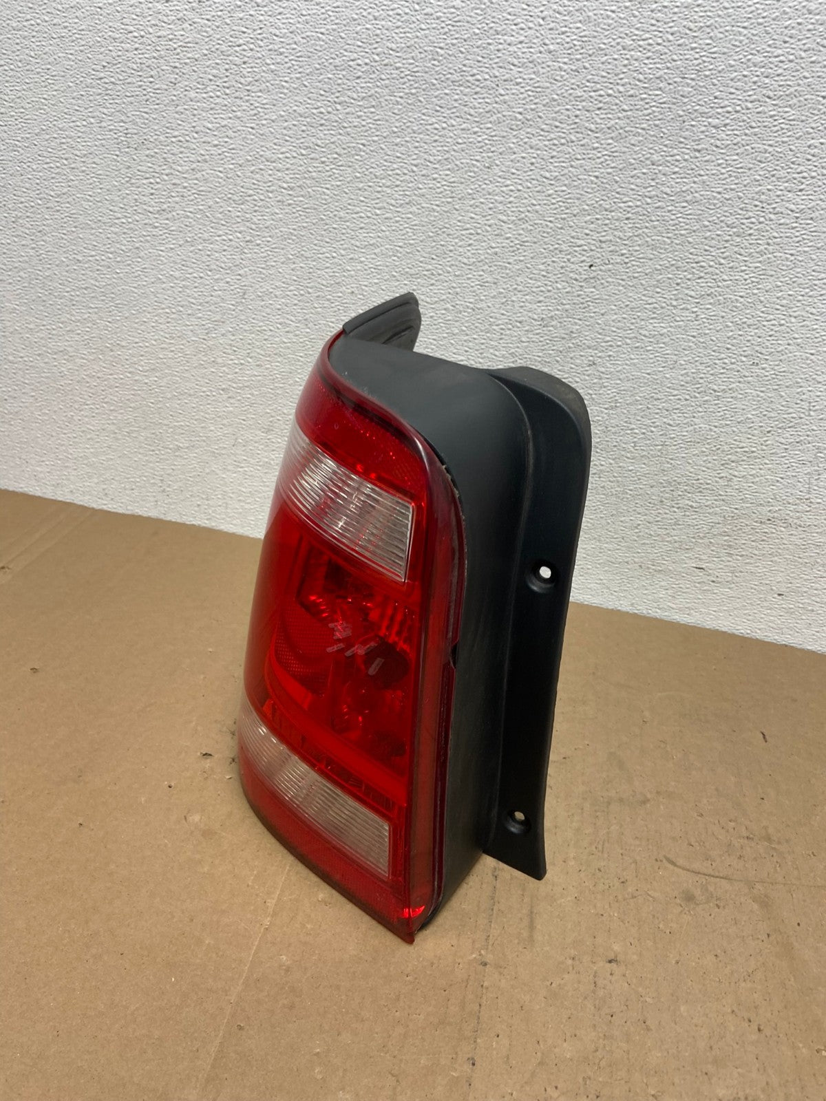 2008 to 2012 Ford Escape Left Driver LH Side Tail Light AC5719 LK1