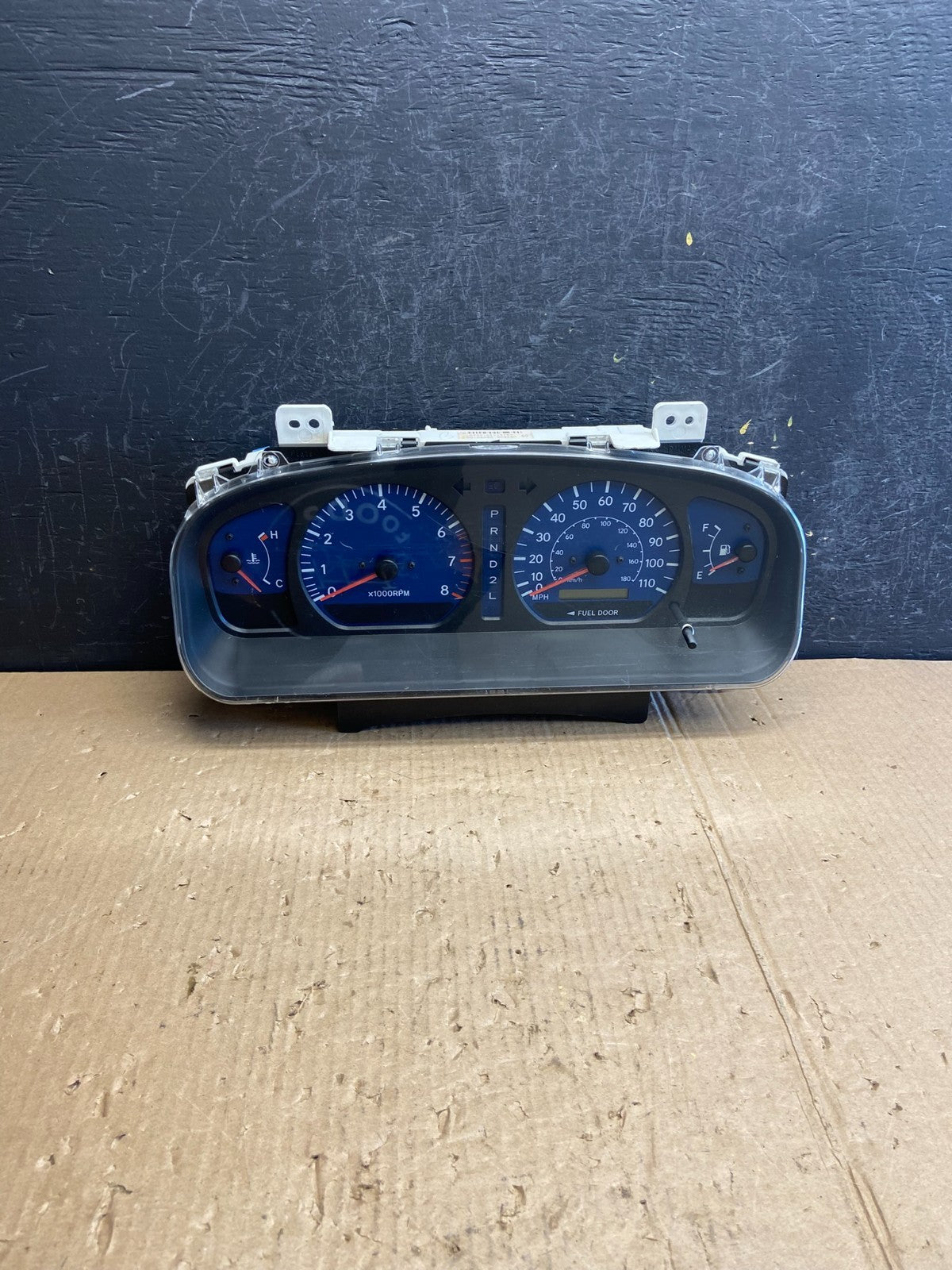2001 2003 Toyota Sienna Speedometer Cluster Gauge AE4160 DG0