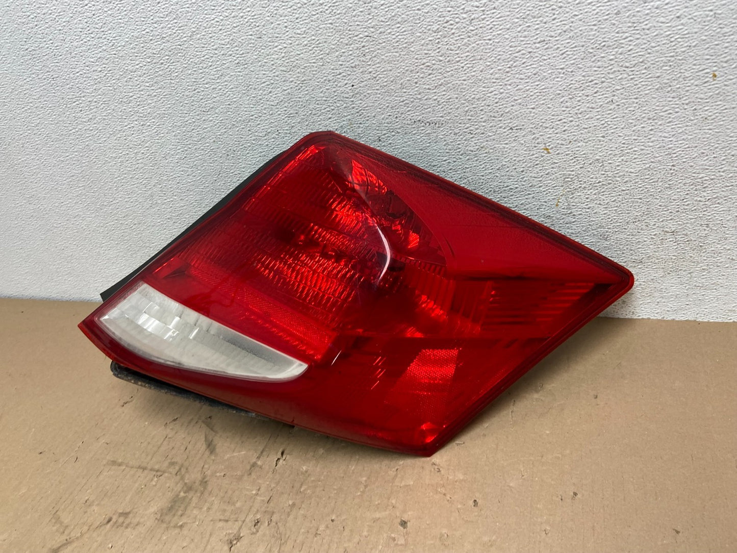 2011 to 2012 Honda Accord Coupe Right Passenger RH Side Tail Light ae8771 DG1