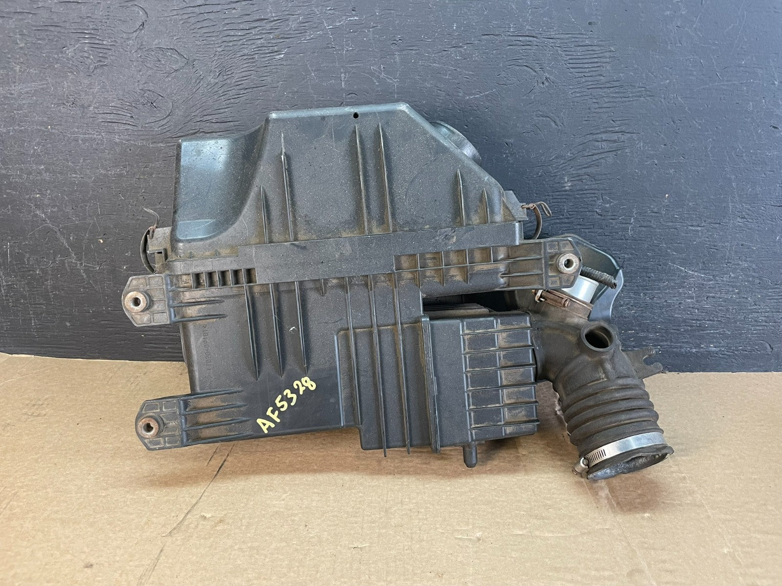 2006 - 2008 Lexus 400h Air Intake Resoantor Box AF5328 DG6