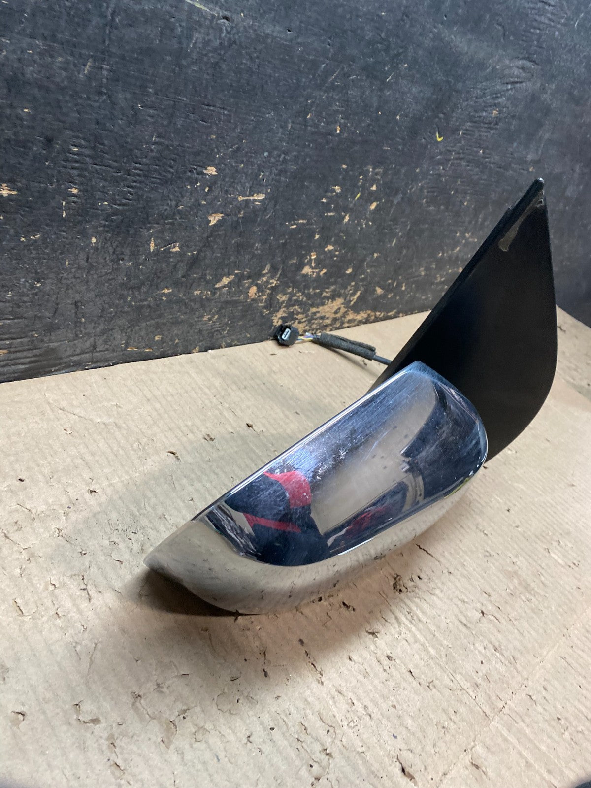 2005 to 2017 Nissan Frontier Right Passenger Side View Door Mirror OEM V9864 MS2