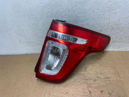 2011 2012 2013 2014 2015 Ford Explorer Right Passenger RH Tail light AI8066 LK0