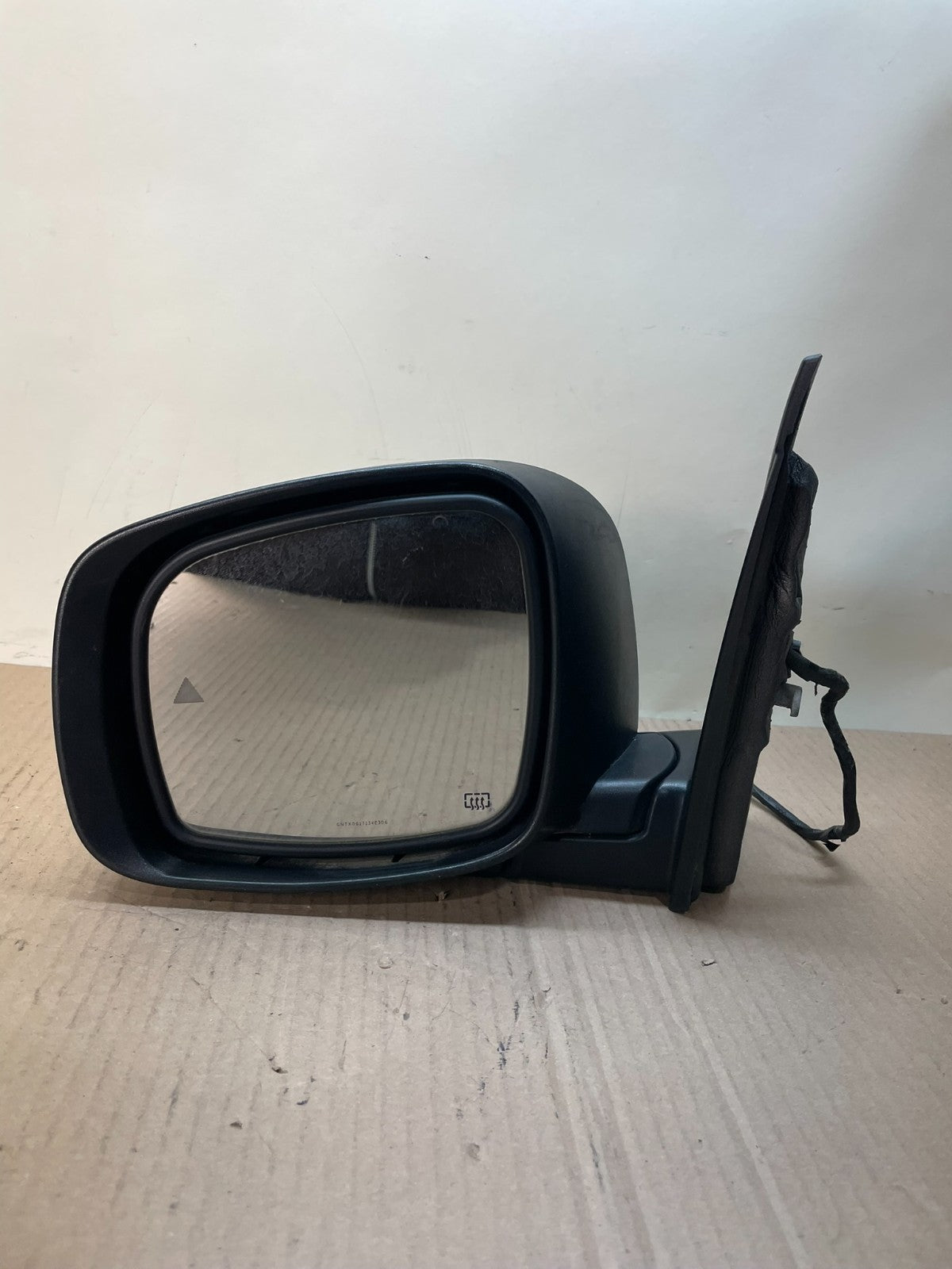 2011-2016 Chrysler Town Country Left Driver LH Turn Door Heat Mirror AJ0857 DW7