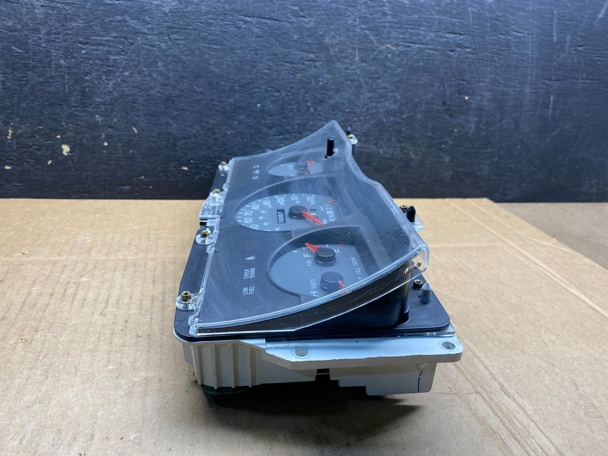 2001 to 2005 Mercury Grand Marquis Speedometer Cluster Gauge ai9722 DG1