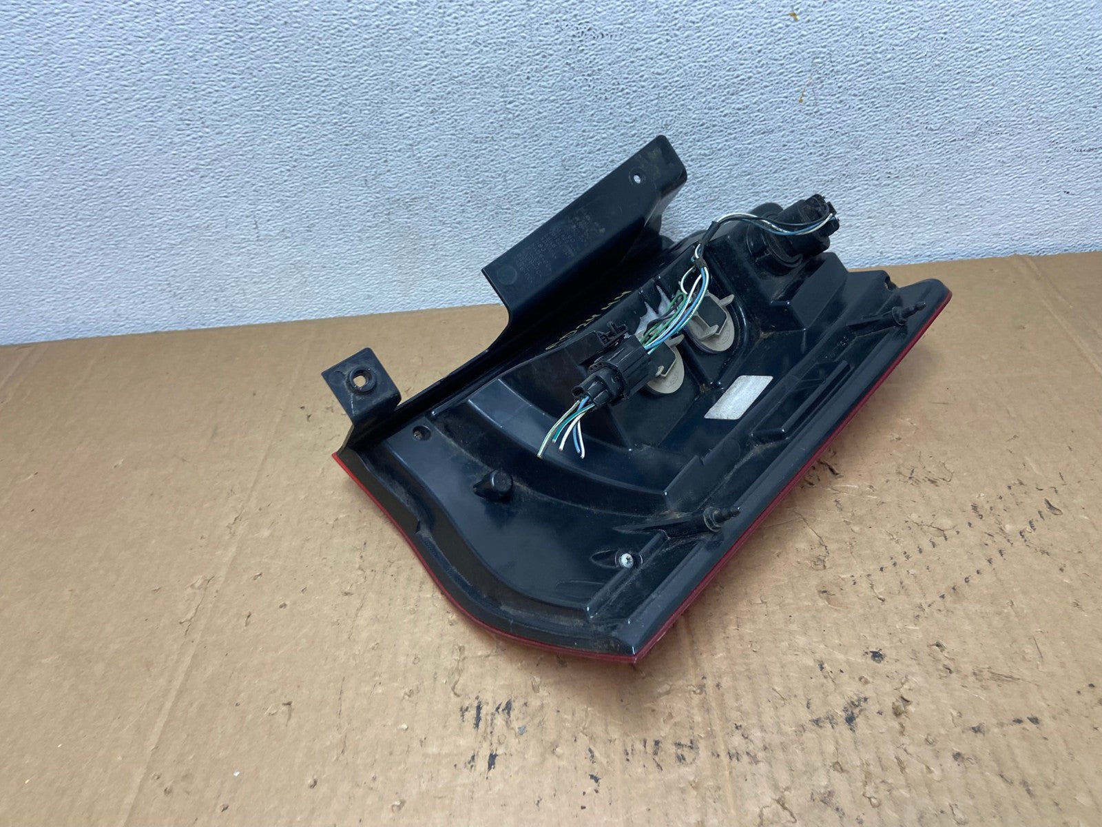 2011-2016 Chrysler Town and Country Left Driver LH Side Tail Light AD2444 LK5