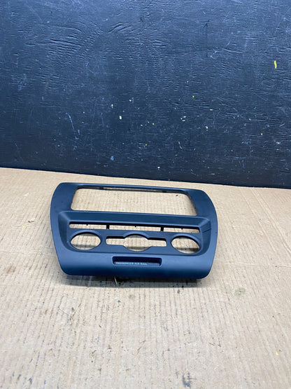 2011 to 2014 Volkswagen Jetta Panel Radio Climate Control Bezel Trim M4541 DG1