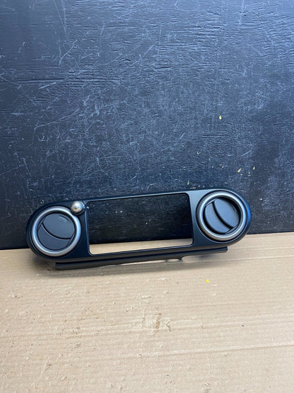 2008-2014 Scion XB Center Console Dash Radio Climate Control Bezel AG0218 DG0