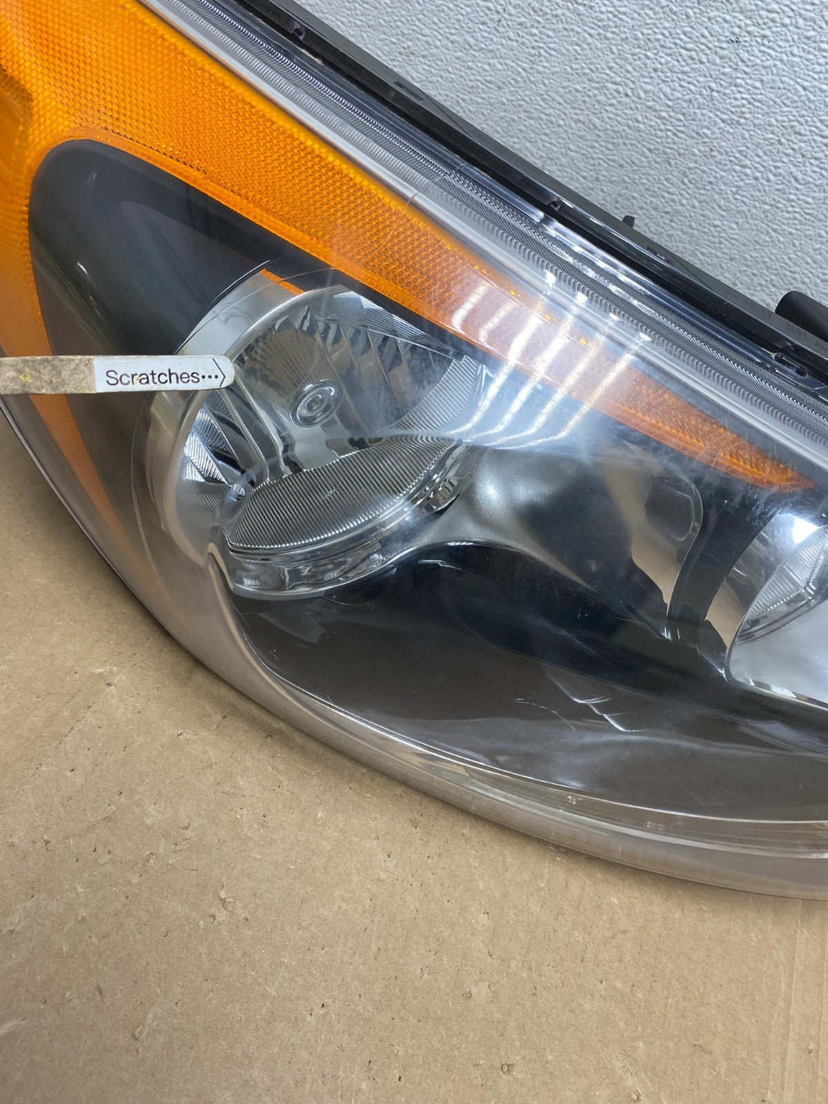 2012 to 2017 Kia Rio Hatchback Right Passenger RH Halogen Headlight AC5627 DW3