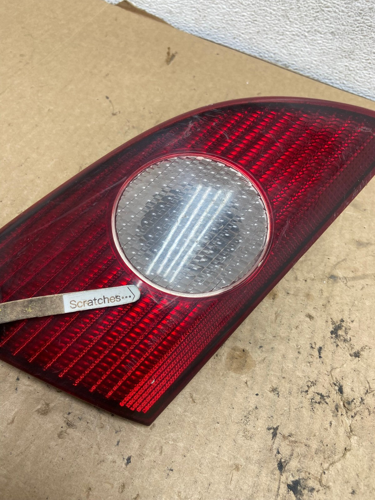 2001 2002 Toyota Corolla Left Driver LH Side Inner Tail light AG2387 LK3