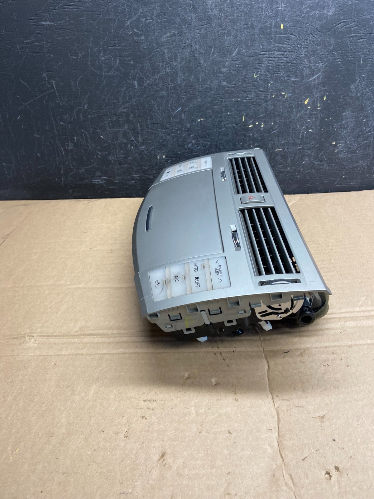 2005-2007 Toyota Avalon Climate Control A/C Heater Air Vent Panel Trim AF1852 DG2