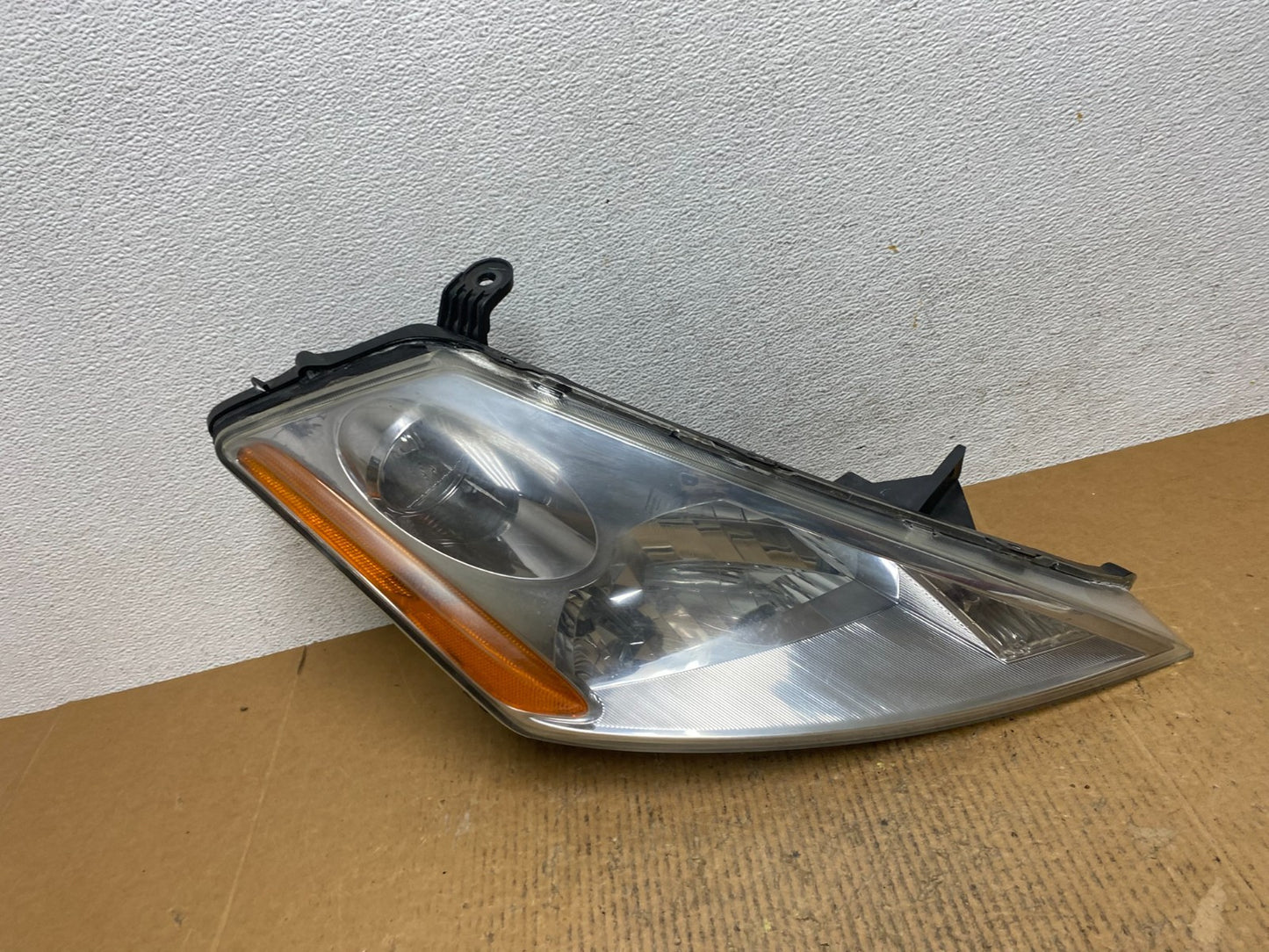 2003 to 2007 Nissan Murano Right Passenger RH Headlight Halogen AE1450 DW0