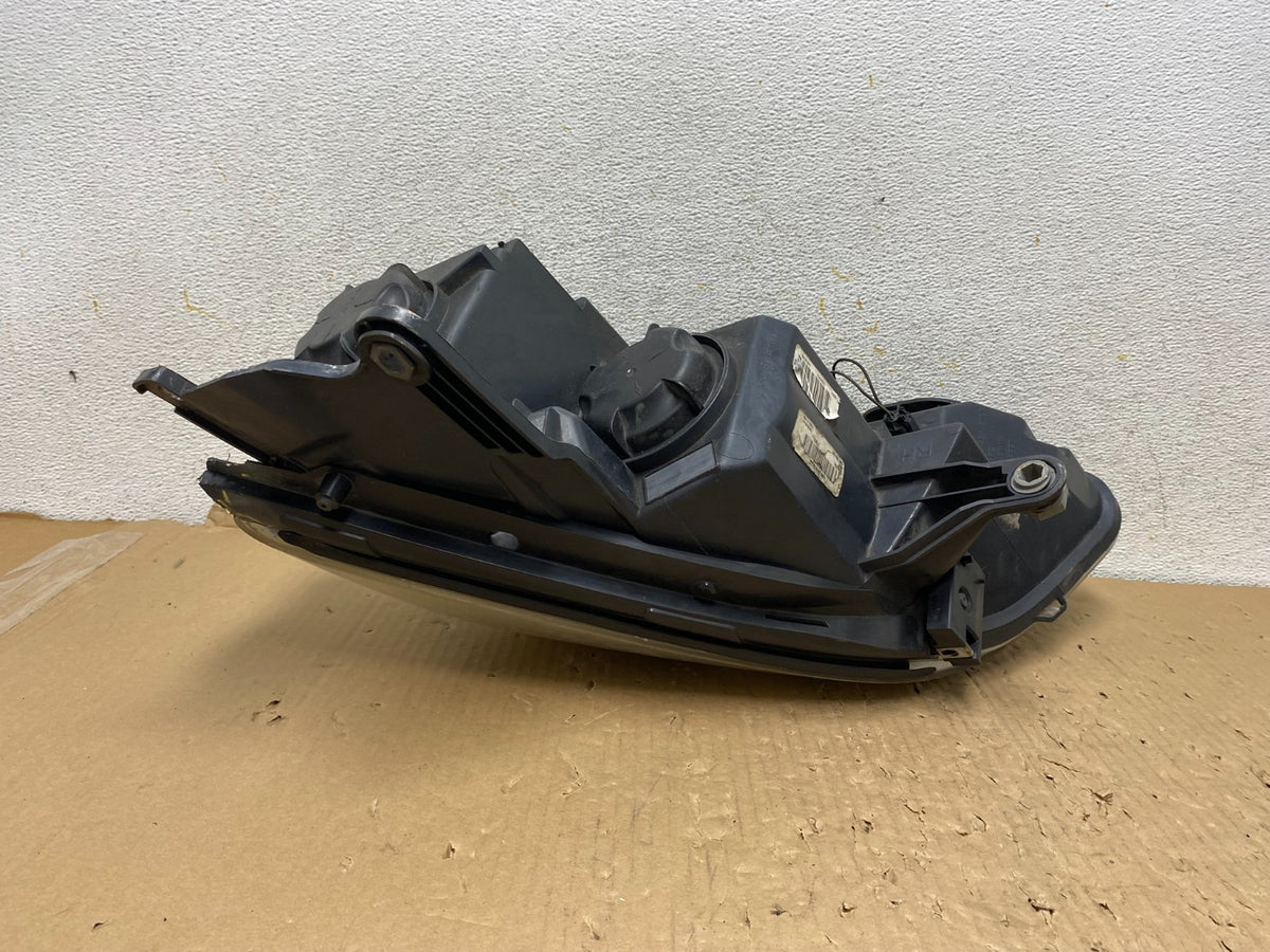 2007-2012 Gmc Acadia Halogen Headlight Right Passenger Side AH2835 DW9