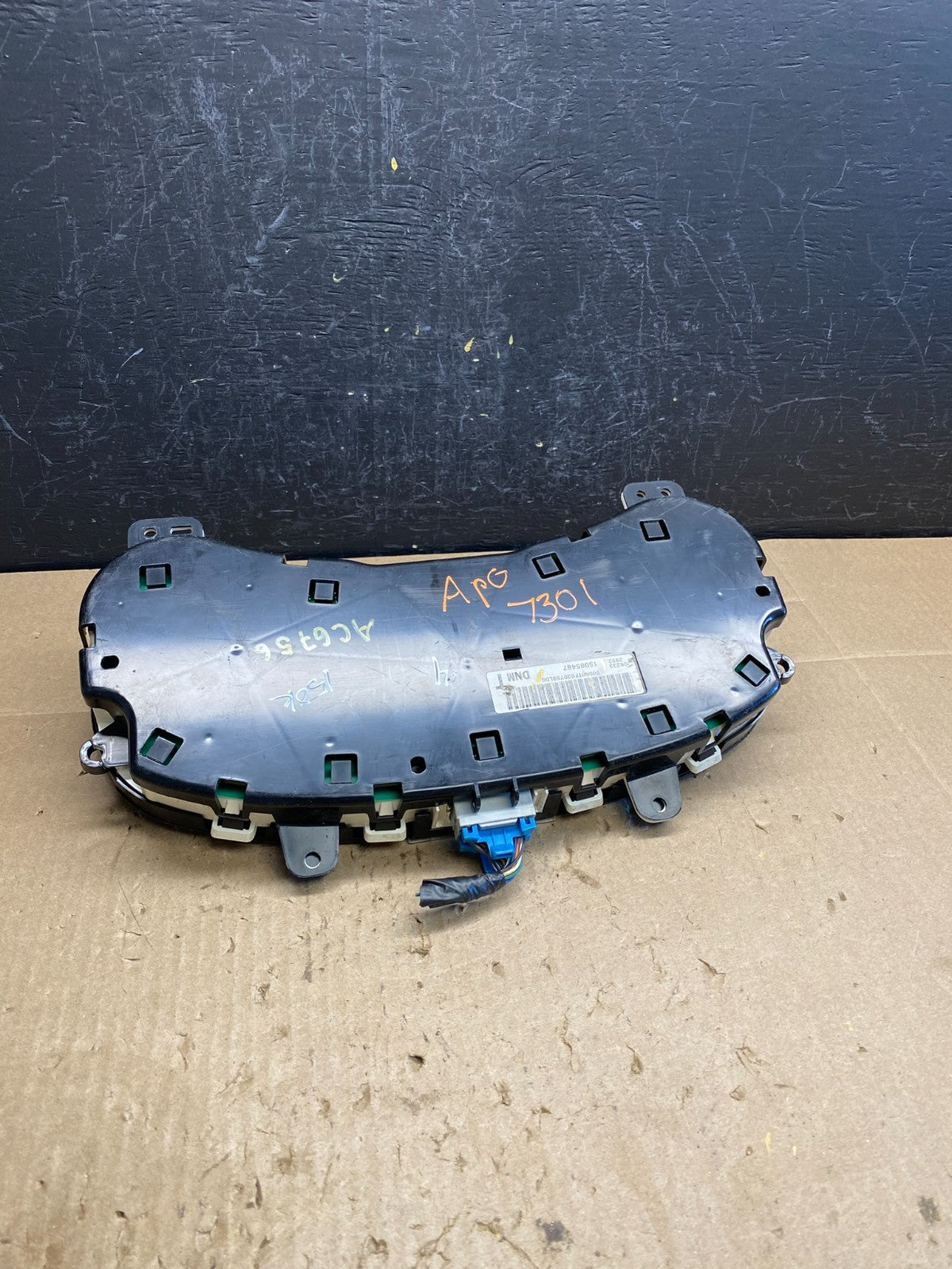 2002 to 2004 GMC Envoy Speedometer Cluster Gauge ac6756 DG6