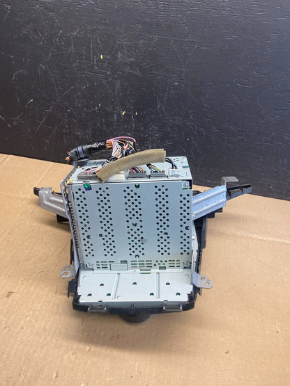 2011 to 2013 Honda Odyssey Radio AM/FM Control Panel AB9318 DG6