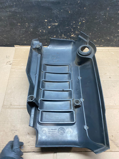 2007 to 2008 GMC Acadia 3.6L VVT Engine Cover Shield OEM v2666 DG6
