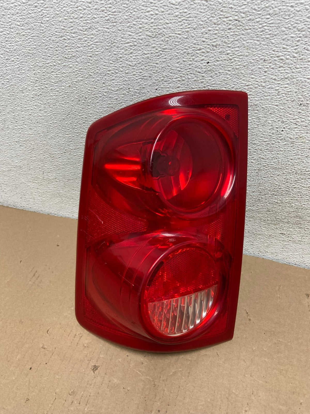 2005-2011 Dodge Dakota Lh Left Driver Side Tail Light AF3076 LK0
