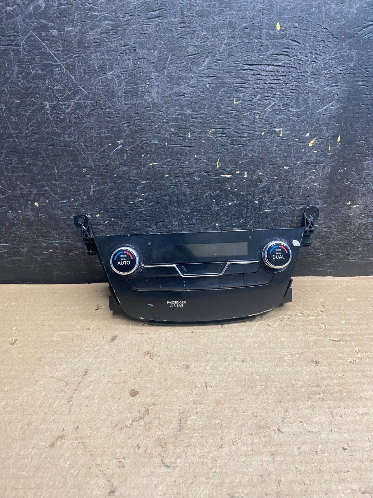 2015 - 2016 Nissan Murano Temperature Climate A/C AC Control Panel AH5311 DG0