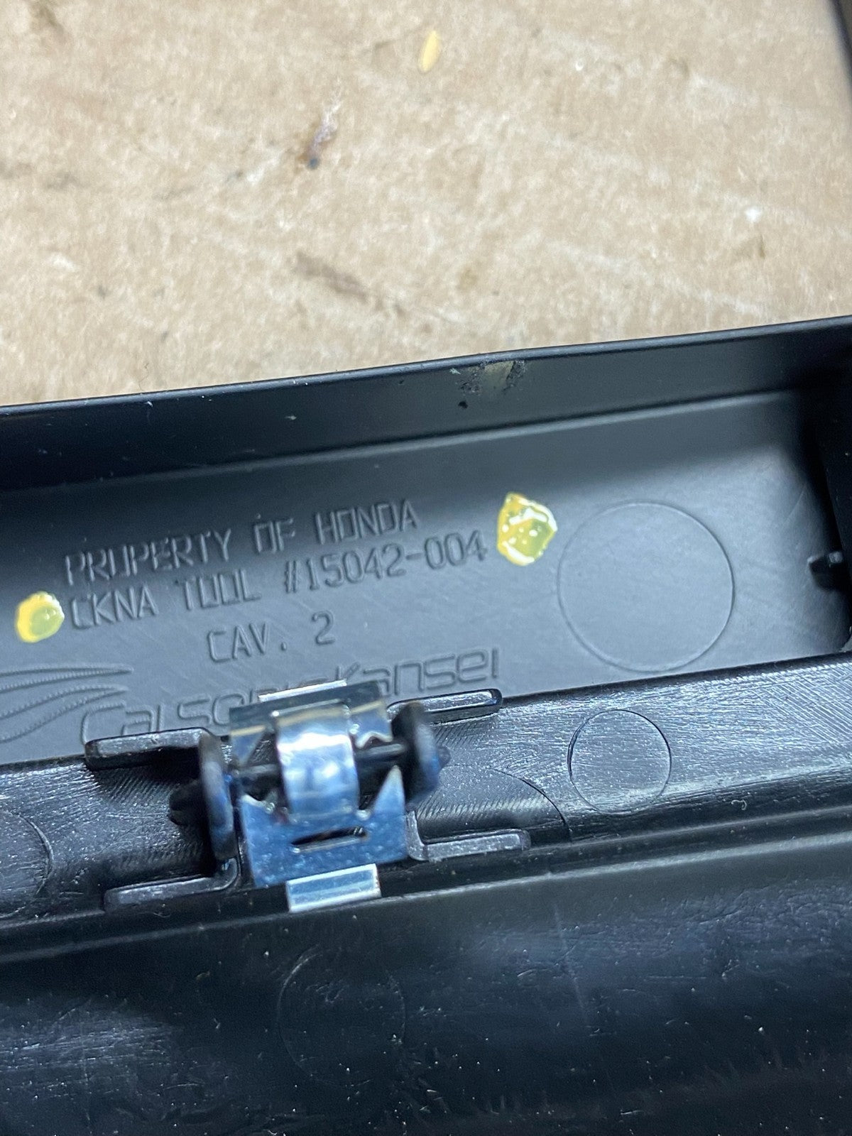2003 to 2008 Honda Element Radio Climate Control Shifter Bezel AH1552 DG5