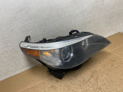 2004 to 2007 BMW 525i 5 Series Headlight Right Passenger Xenon AFS Z1121 DW2