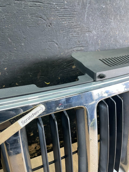 2011 to 2013 Jeep Grand Cherokee Front Upper Grill Grille OEM Y9854 DG3