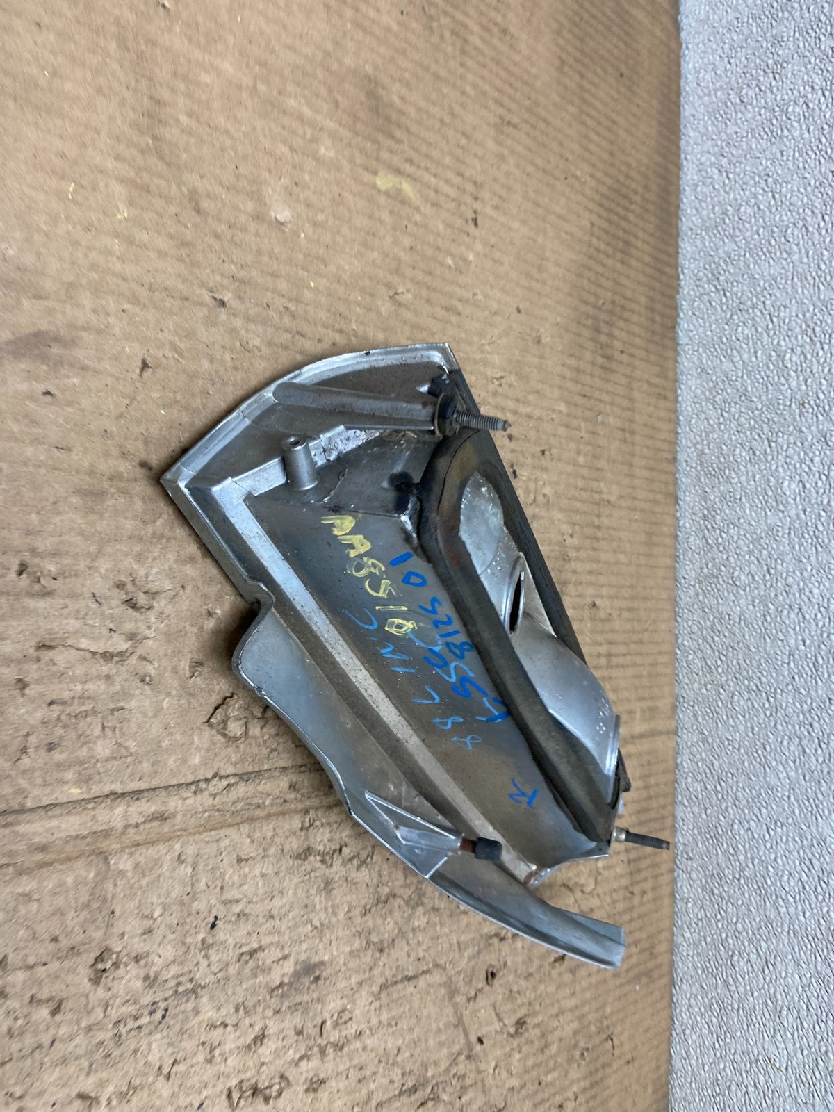 1984 to 1992 Lincoln Mark VII Right Passenger Side Tail Light OEM AA8510 LK4