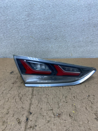 2018 - 2019 Hyundai Sonata Hybrid Left Driver LH Inner Tail Light OEM V4518 DG0