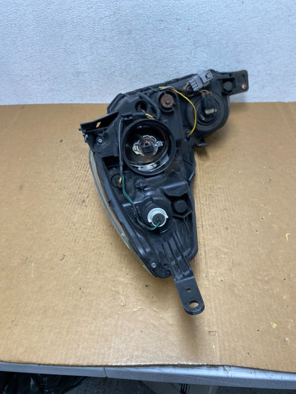 2010-2012 Subaru Legacy Outback Right Passenger Headlight AE0374 DW5