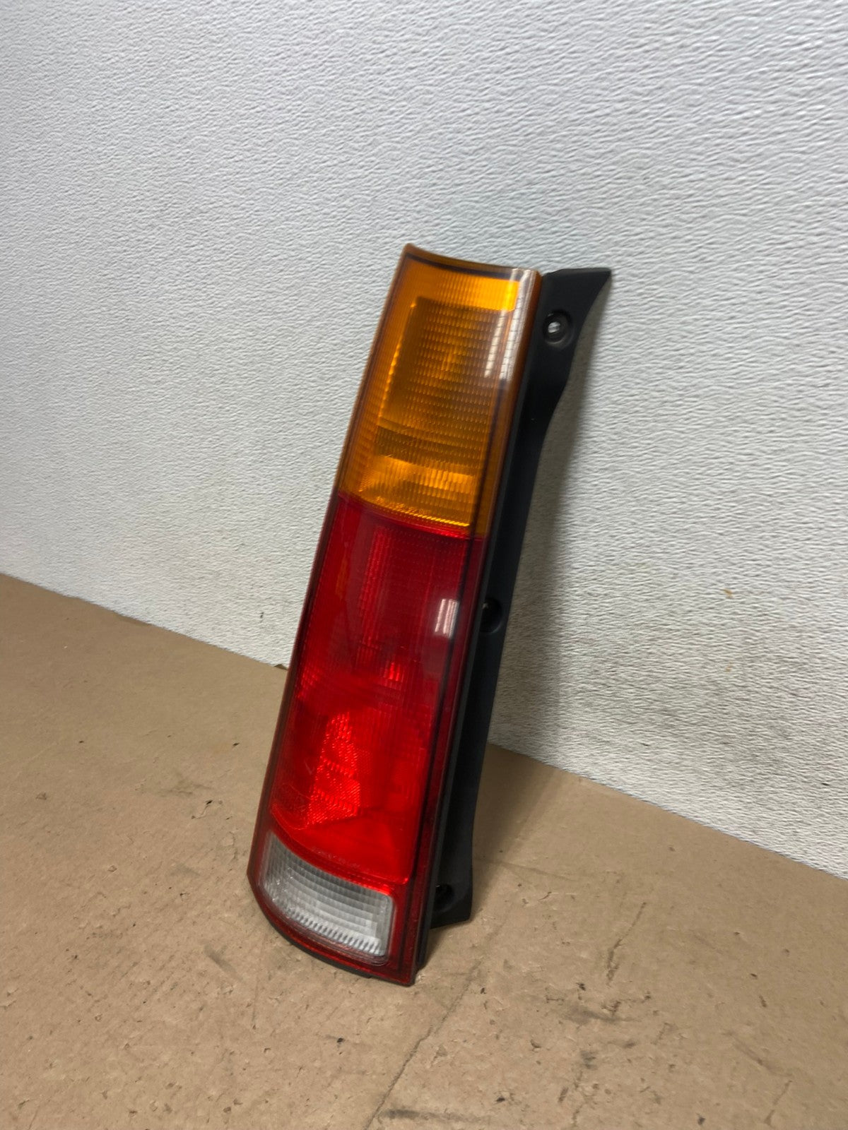 1997 1998 1999 2000 2001 Honda Crv Cr-v Left Driver Lh Tail Light AG5513 LK1