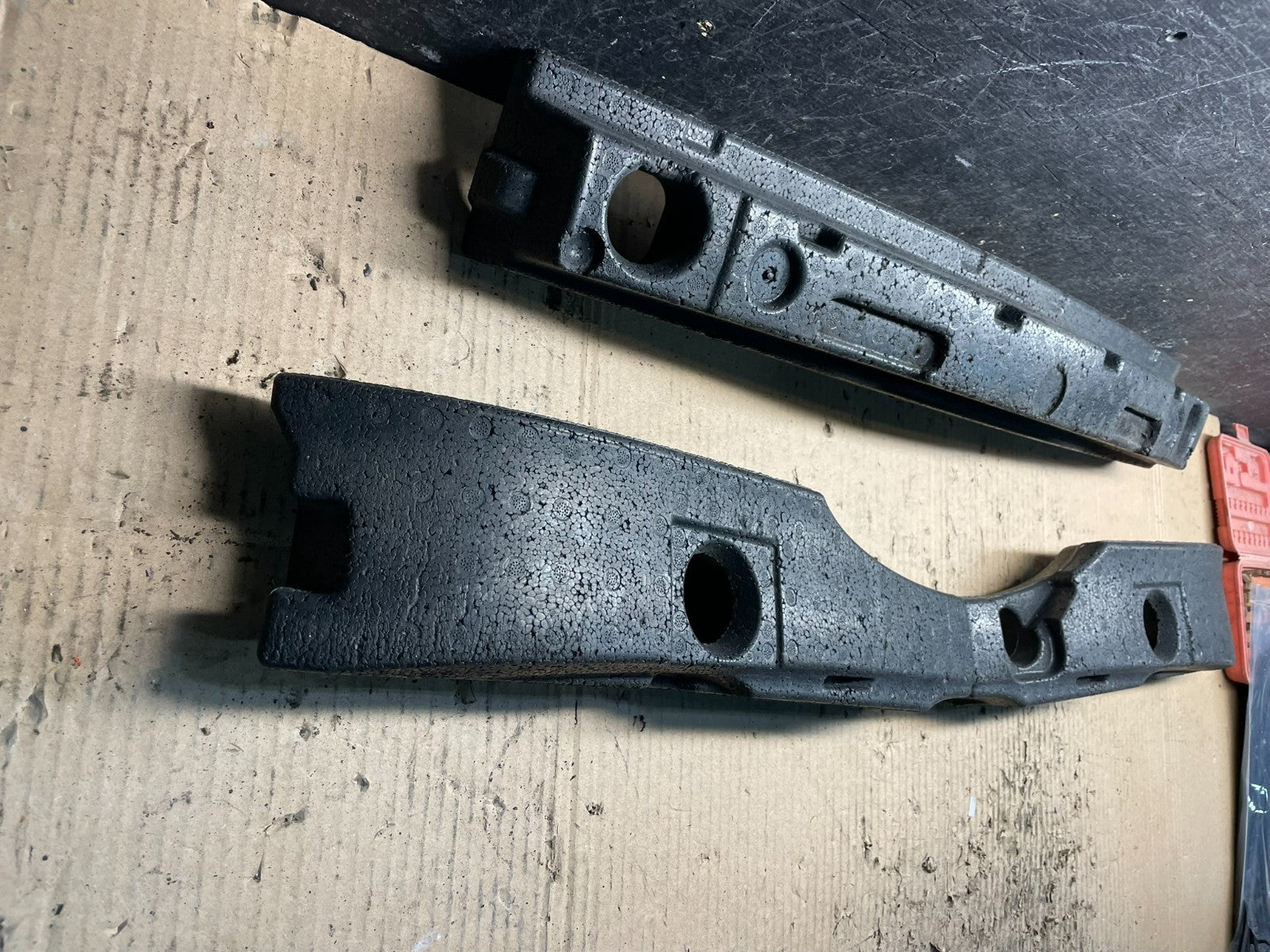 2007-2008 Mercedes W164 ML550 ML63 AMG Front Bumper Impact Absorber V5412 DG4