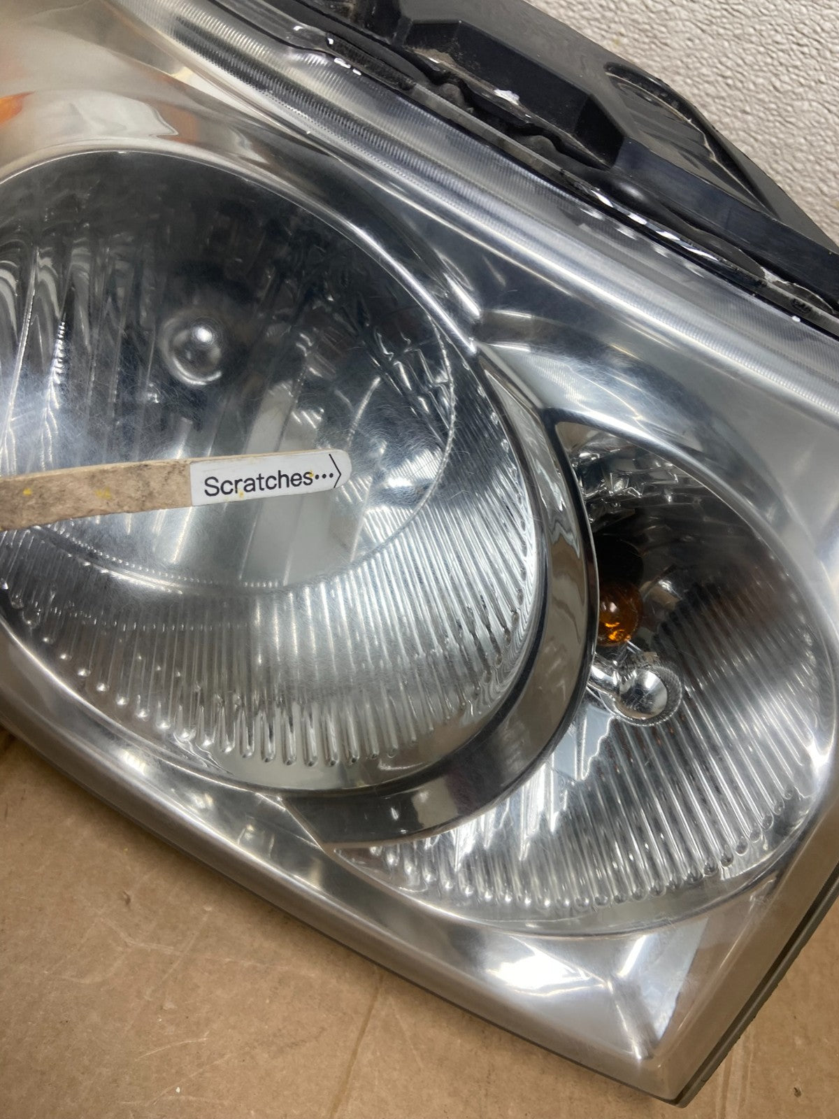 2007 2008 2009 Dodge Durango Right Passenger RH Side Headlight AD2463 DW3