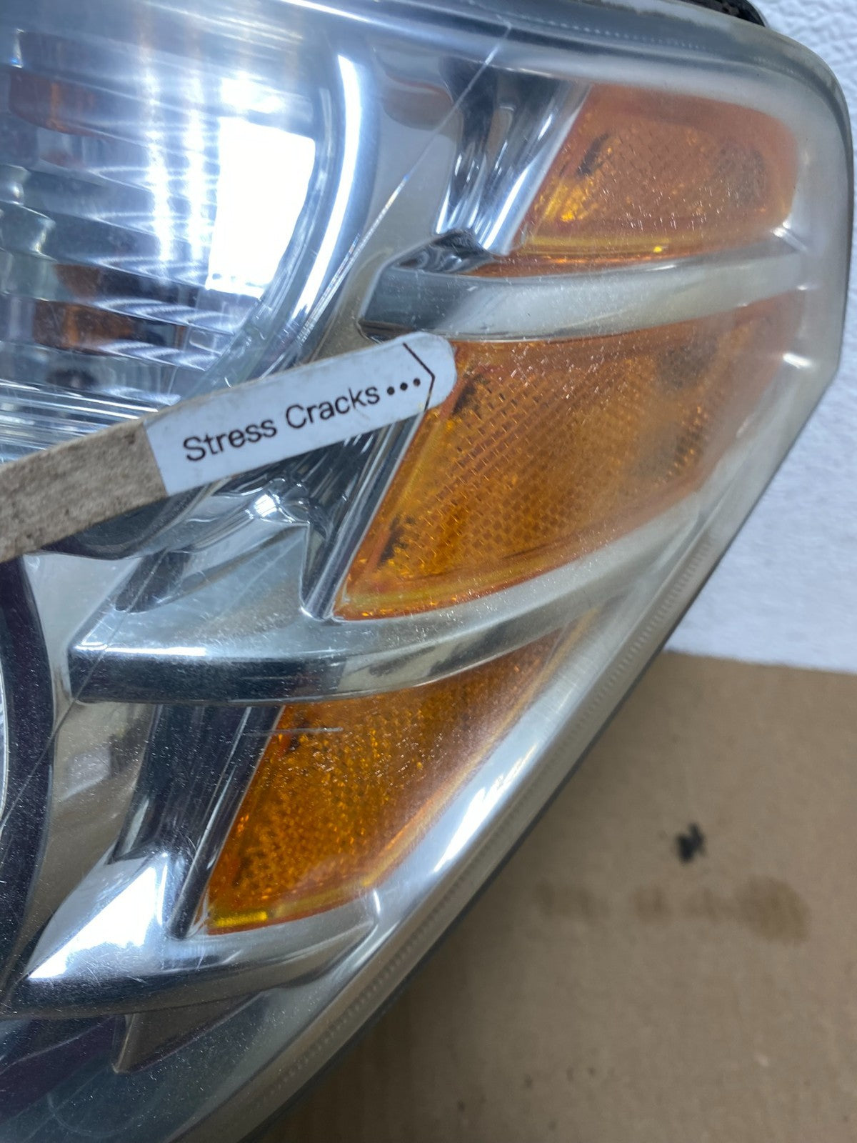 2008 to 2012 Nissan Pathfinder Halogen Headlights Left+Right AF9866 DW5