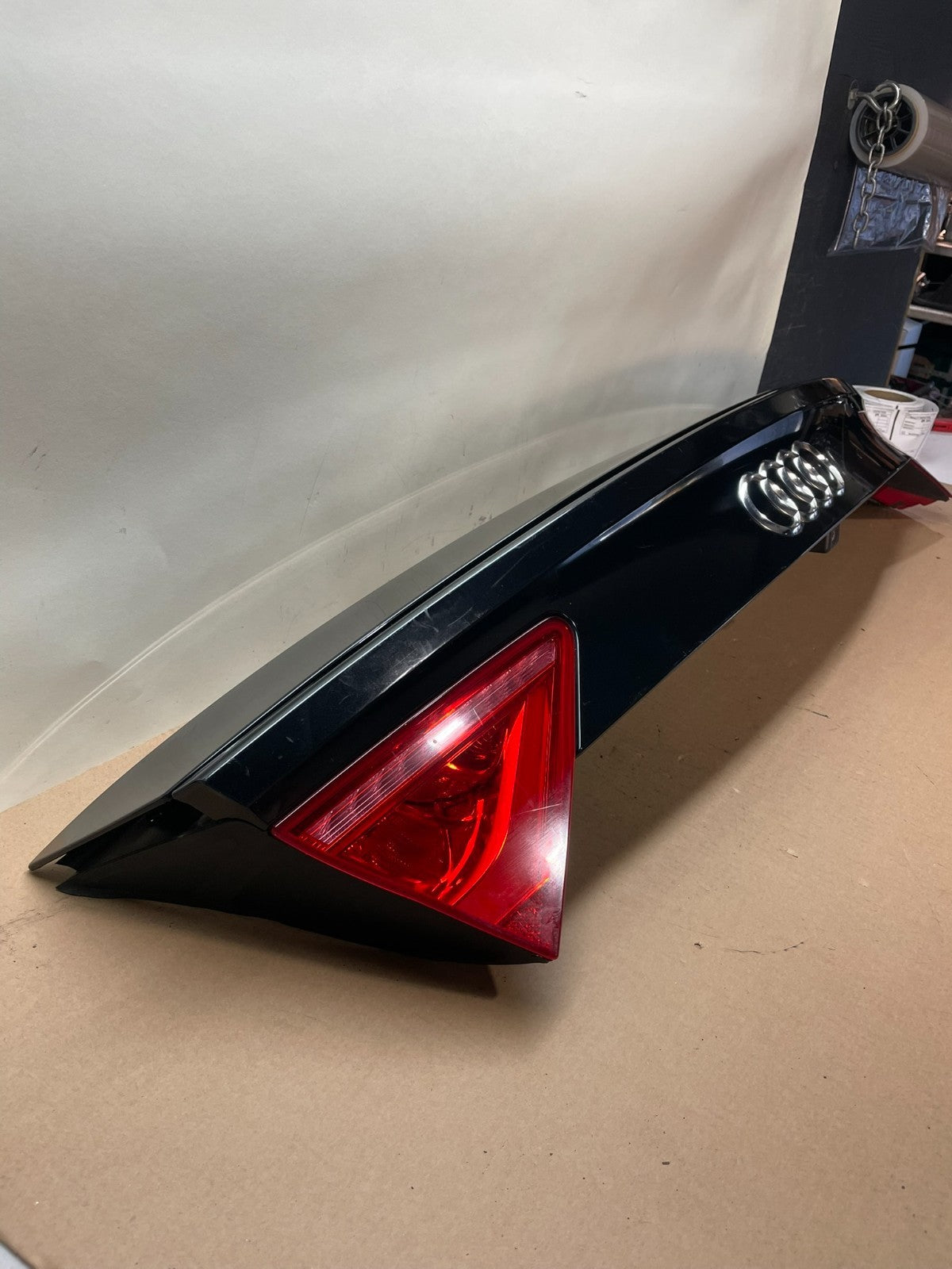 2012 to 2015 Audi A7 Rear Liftgate Trunk Lid Molding Trim AI4172 PS2