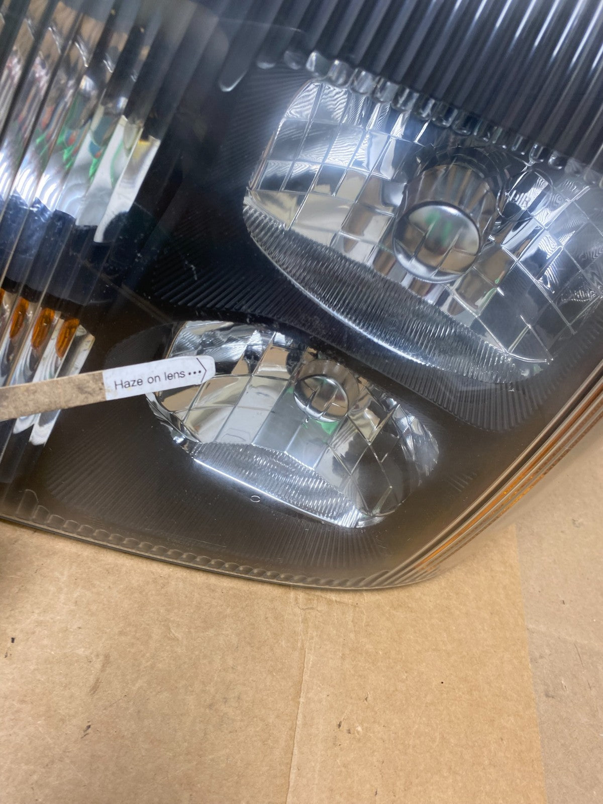 2003 to 2006 Cadillac Escalade Left+Right Xenon HID Headlights AE3269 DW6