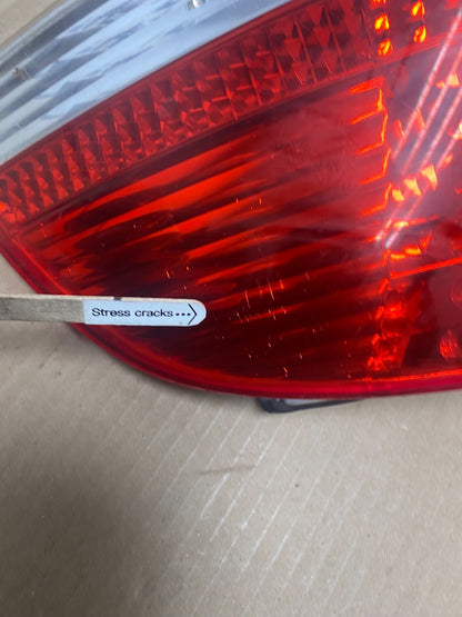 2002 to 2005 BMW 7-Series 745i 760i Right Passenger RH Side Tail Light Oem I59475