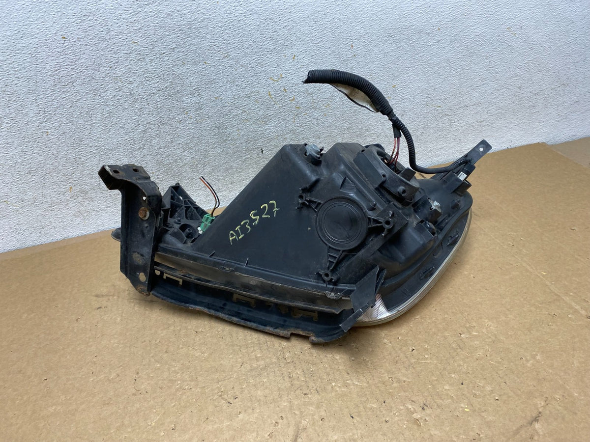 2002 to 2004 Honda CRV CR-V Right Passenger RH Halogen Headlight AI3527 DW7