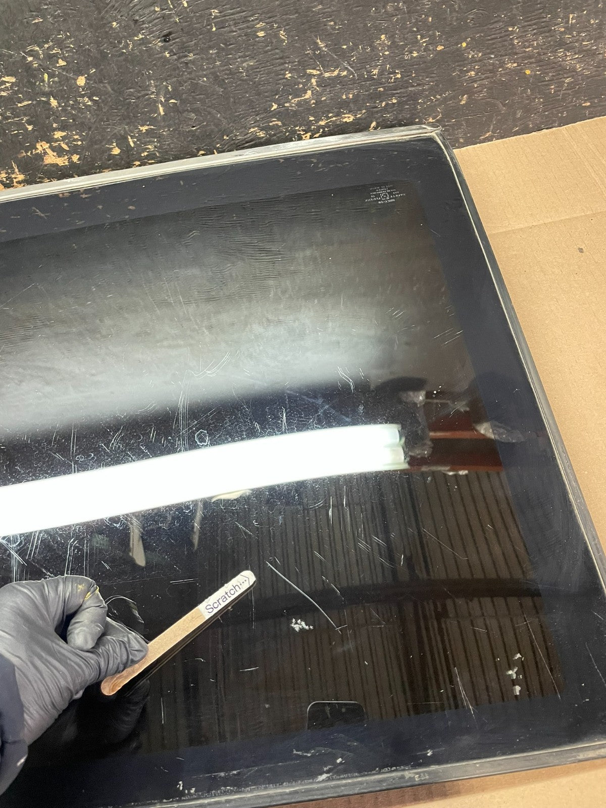 1984 to 1992 Pontiac Firebird Right Passenger Side Sunroof Top Glass Z82767