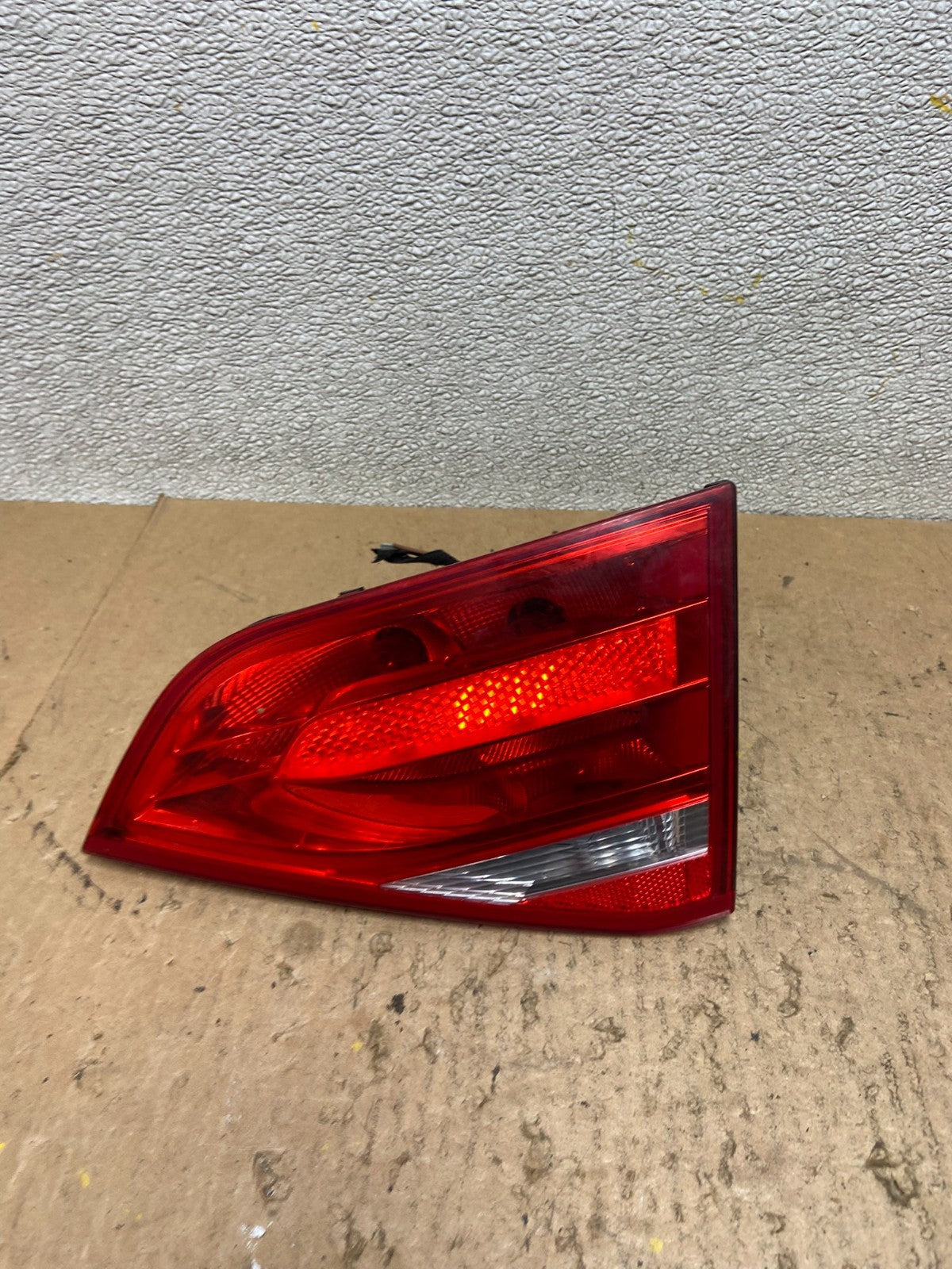 2009 2010 2011 2012 Audi A4 Sedan Right Passenger Inner Tail Light Oem Z9540 DW0