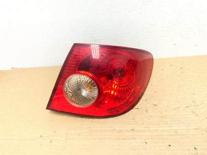 2005 - 2008 Toyota Corolla Right Passenger RH Side Tail light AD4129 LK0