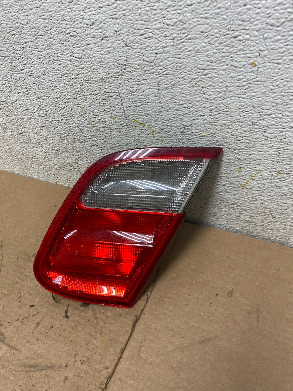 1998-2003 Mercedes Benz CLK Inner Right Passenger RH Tail Light Lamp P5198 DW1
