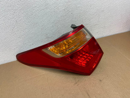 2007 to 2012 Hyundai Veracruz Tail Light Left Driver LH OEM AC5588 LK2