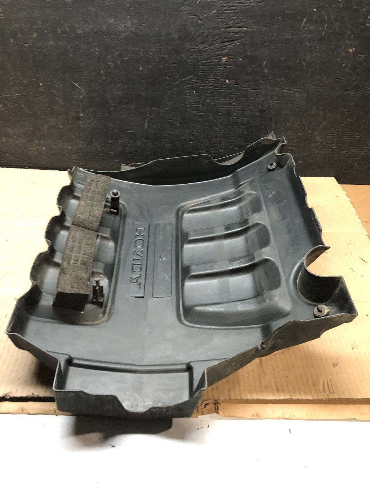 2006 to 2008 Honda Pilot Engine Cover Trim Bezel OEM G5977 DG17