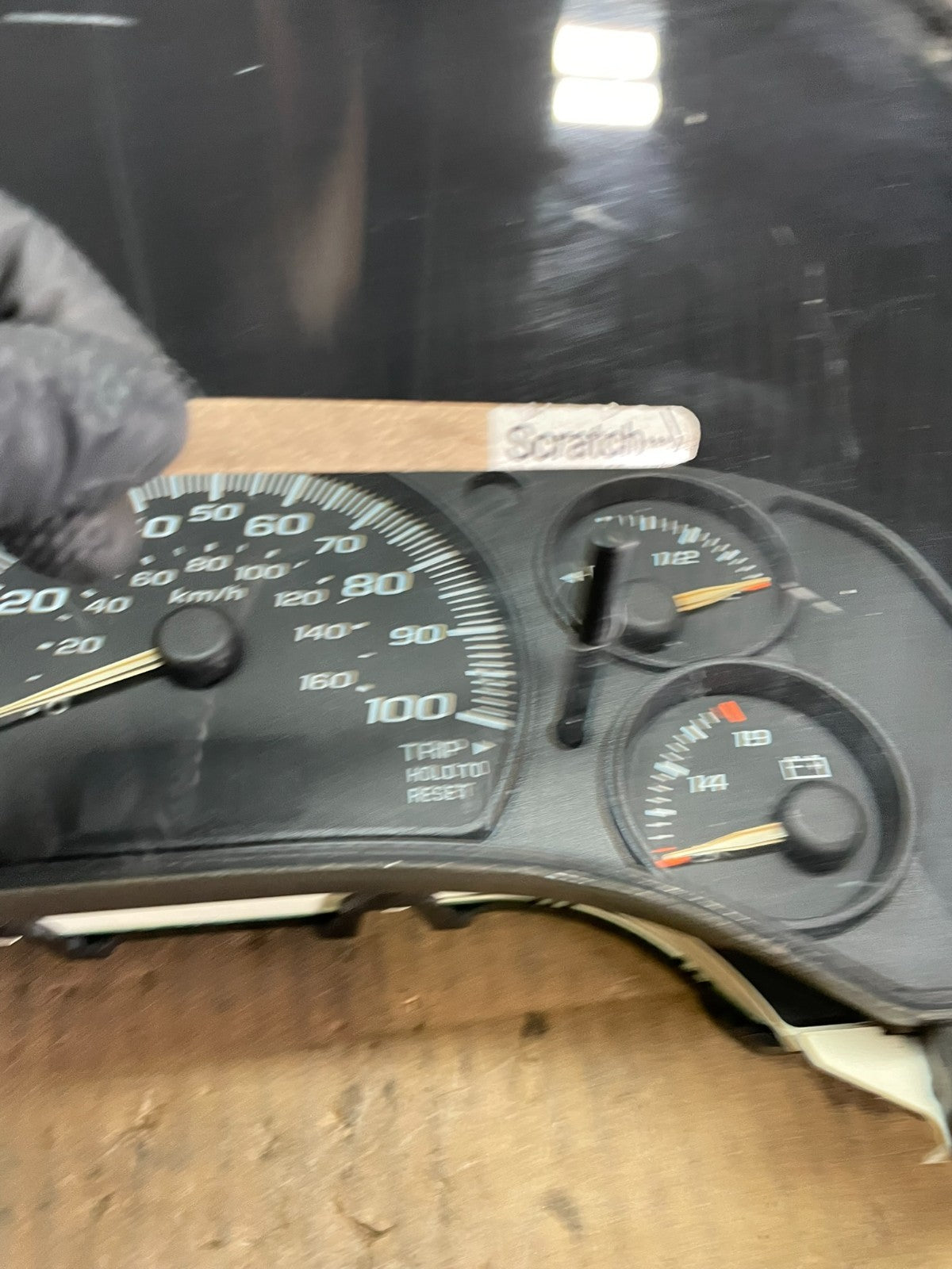 2004 to 2007 Chevrolet Express Speedometer Cluster Gauge OEM  aa9264 DG3