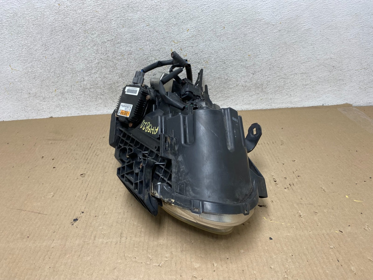 2008 to 2013 Nissan Rogue HID Xenon Headlight Left Driver Lh Side AH5820 DW8