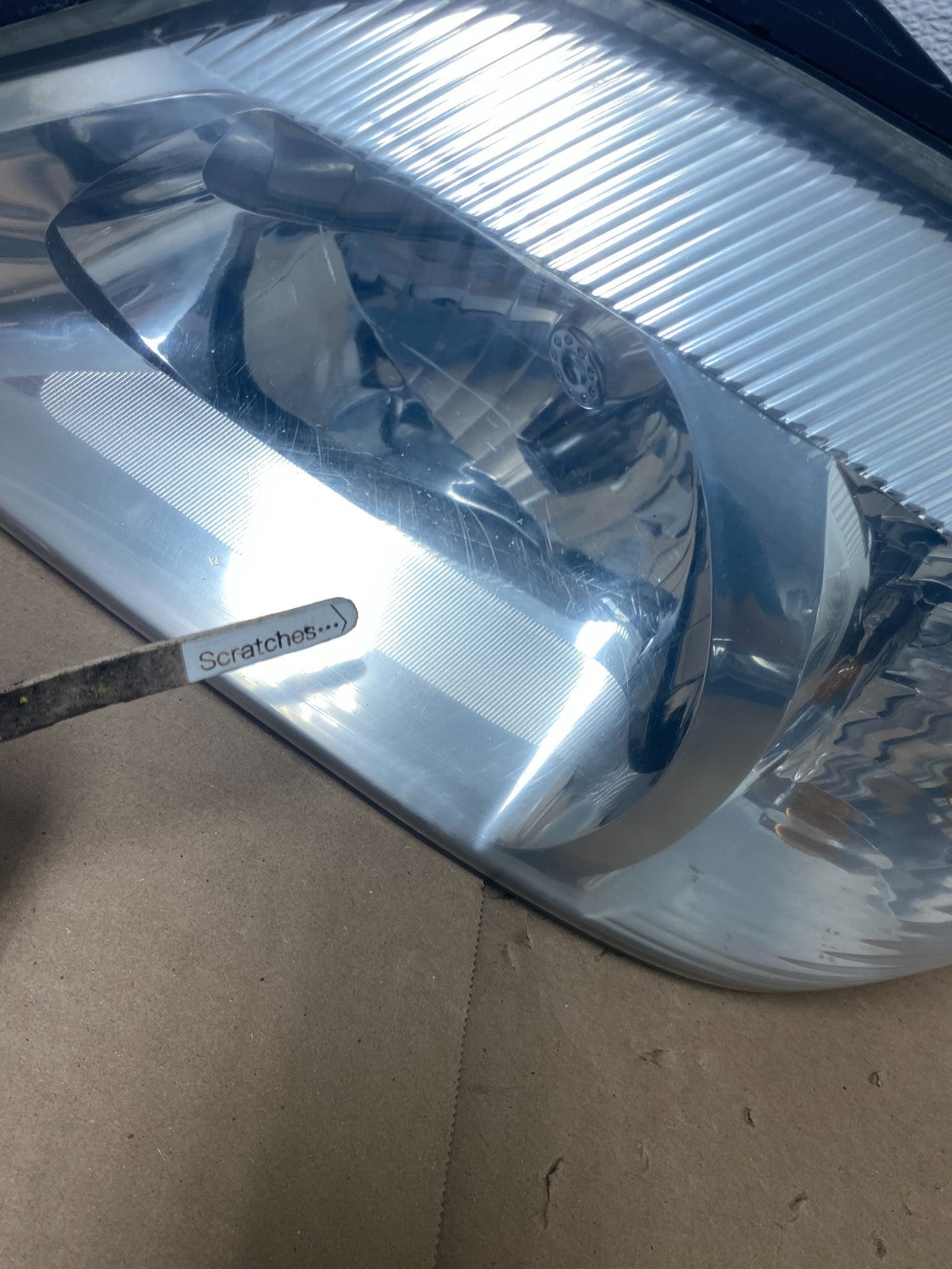2000 to 2005 Mercury Sable Left+Right Side Halogen Headlights AG5739 DW4