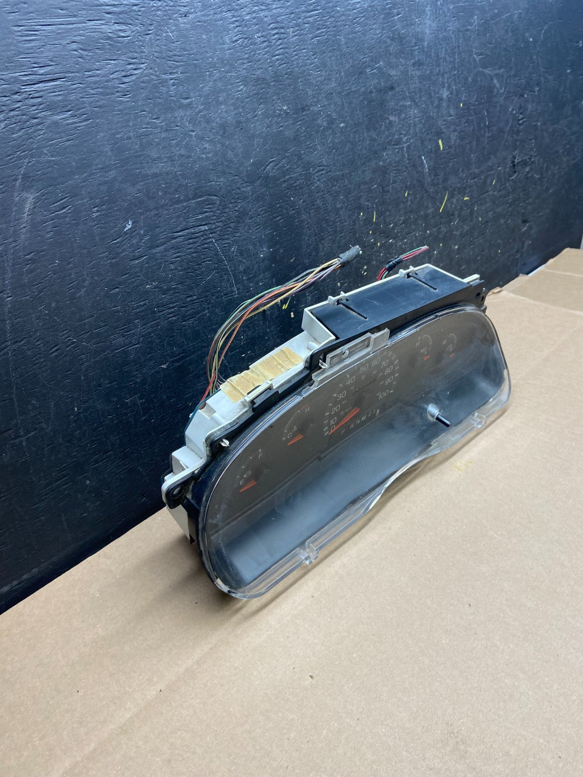 1997 - 2003 Ford Econoline E150 E250 E350 Speedometer Instrument Cluster t43092