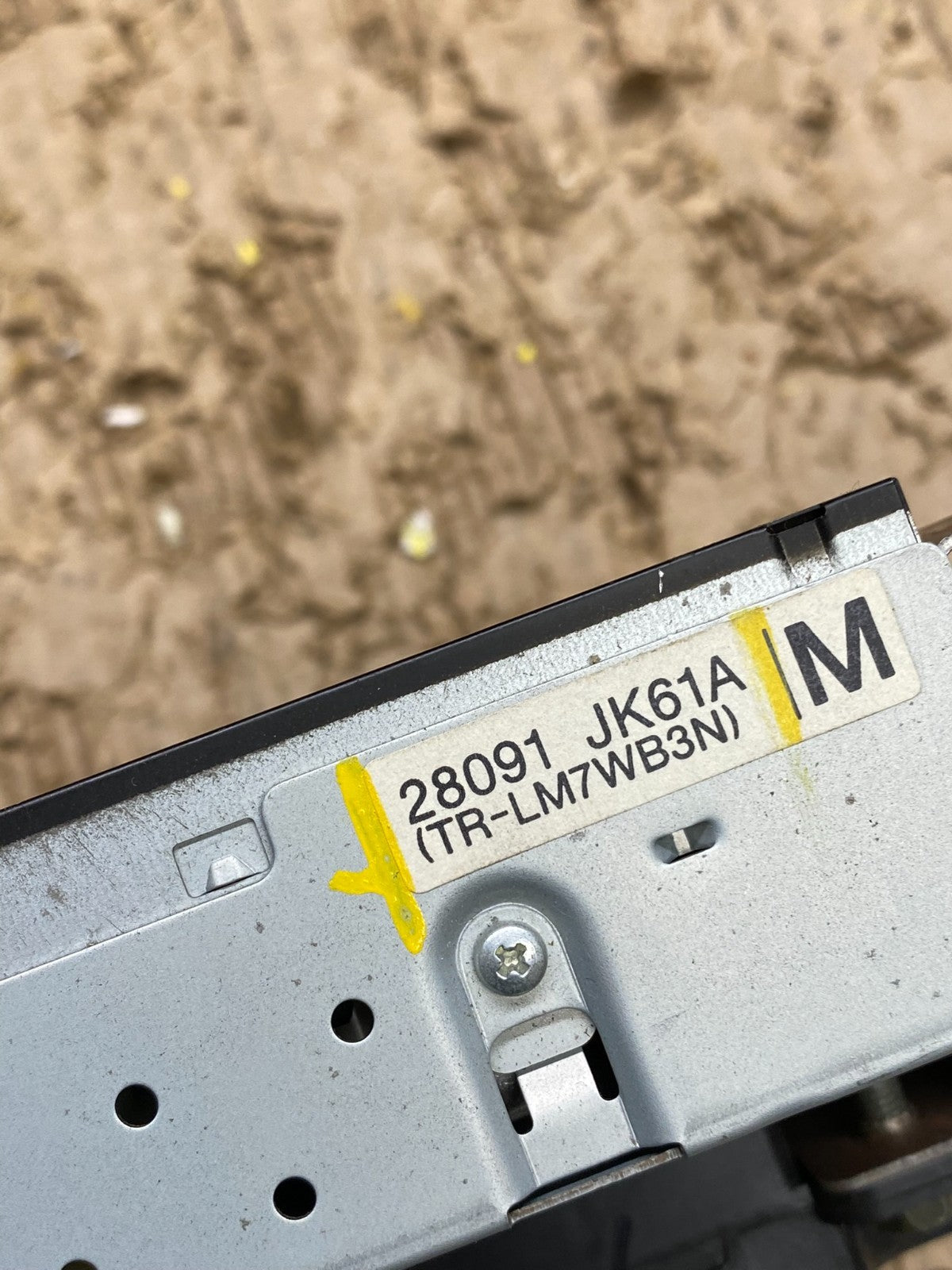 2008 to 2012 Nissan Armada QX56 Display Screen Information V7651 DG6