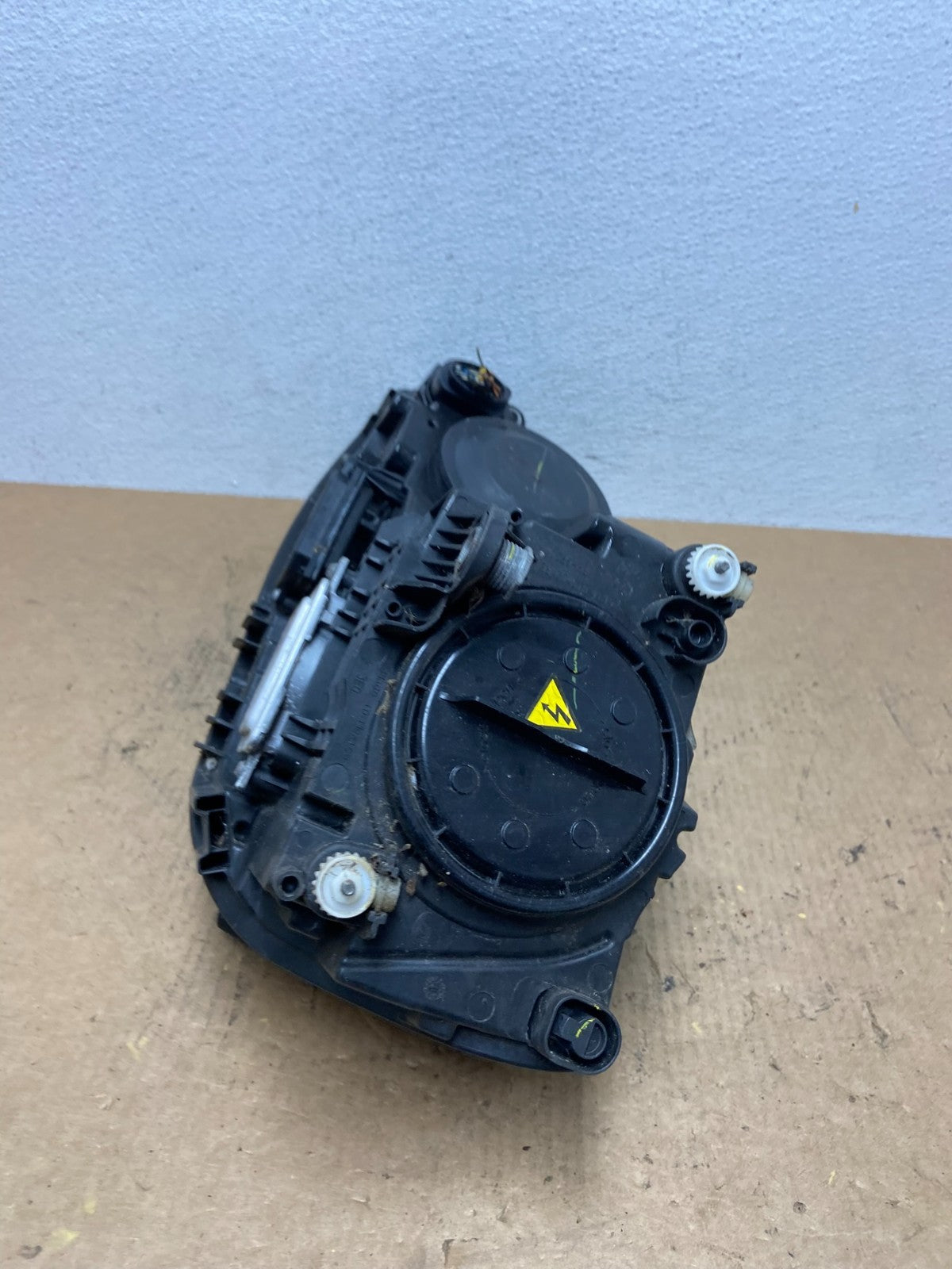 2012 to 2014 Volkswagen Jetta Right Passenger RH Headlight Xenon HID AC3718 DG5