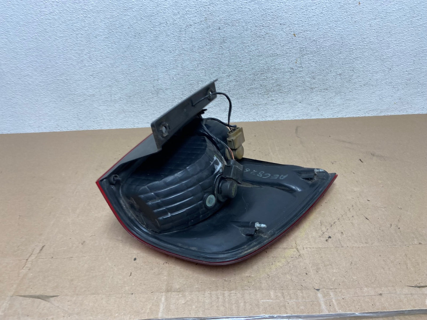 2003 2004 2005 2006 Ford Expedition Right Passenger Rh Tail light AE6826 LK3