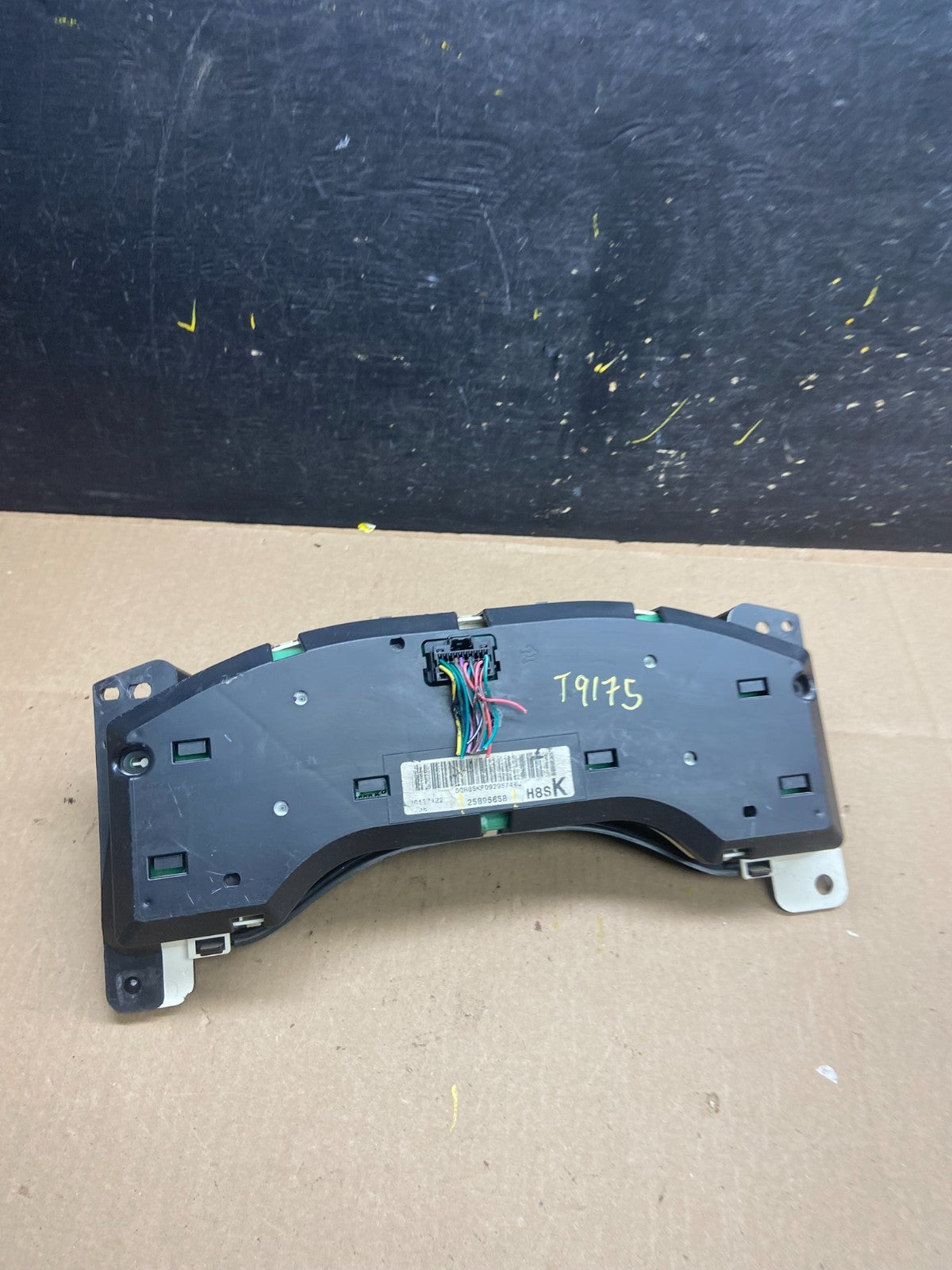 2008 2009 2010 Chevrolet Express Speedometer Cluster Gauge OEM T9175 DG4